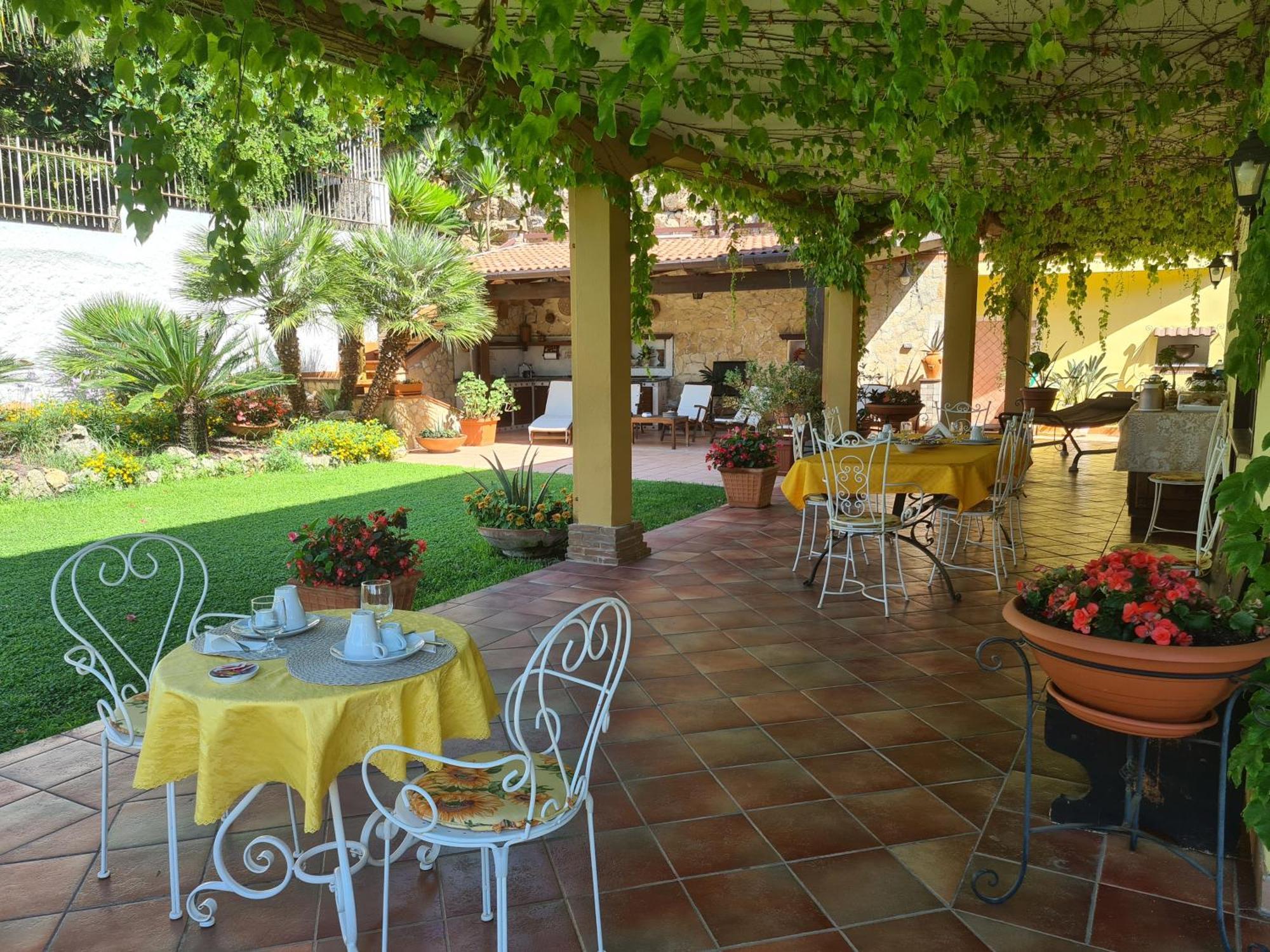 Villa Olga B&B Formia Eksteriør bilde